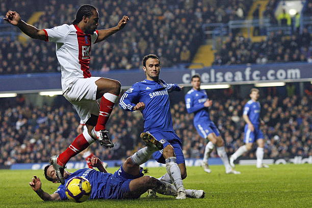 了他们的身 了他们的身