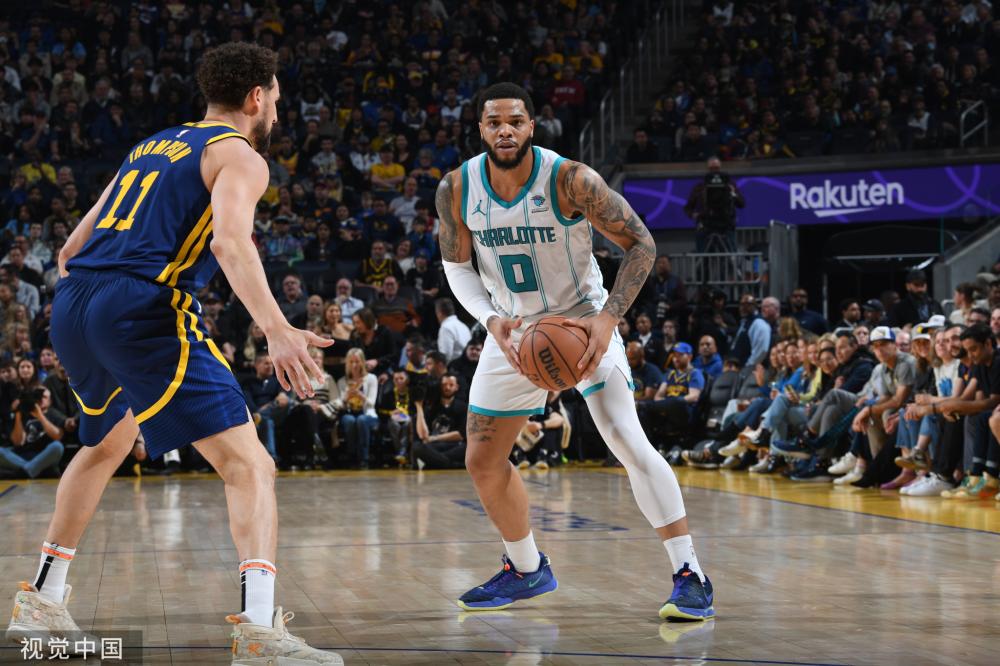 级赛事中屡 级赛事中屡